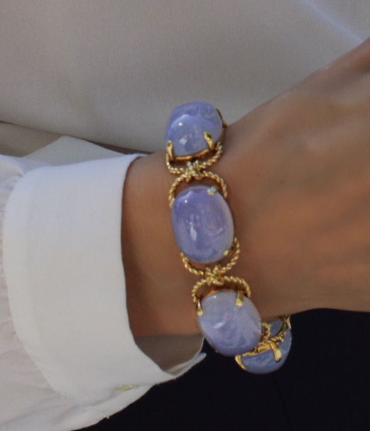 Chalcedony-Pebble-Bracelet-cropped