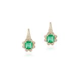 Goshwara Emerald and Diamond Earrings